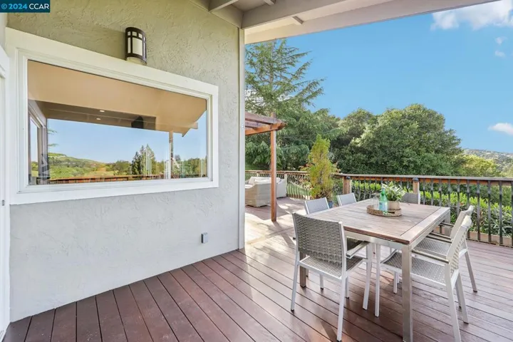 114 Alta Mesa Ct, Moraga, California 94556