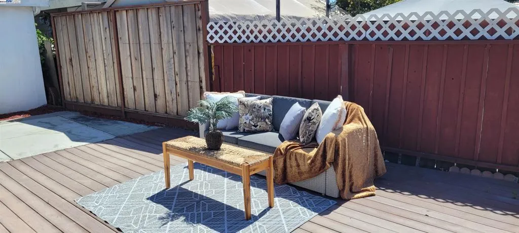 28220 Rochelle Ave, Hayward, California 94544