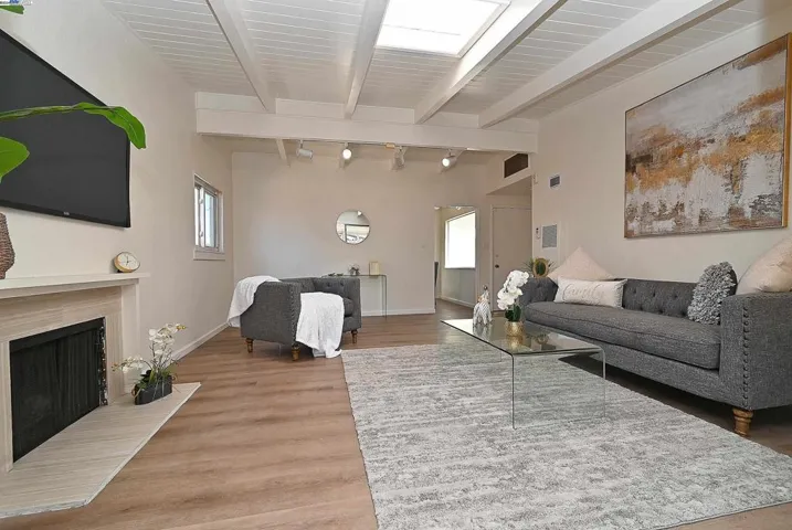 28220 Rochelle Ave, Hayward, California 94544