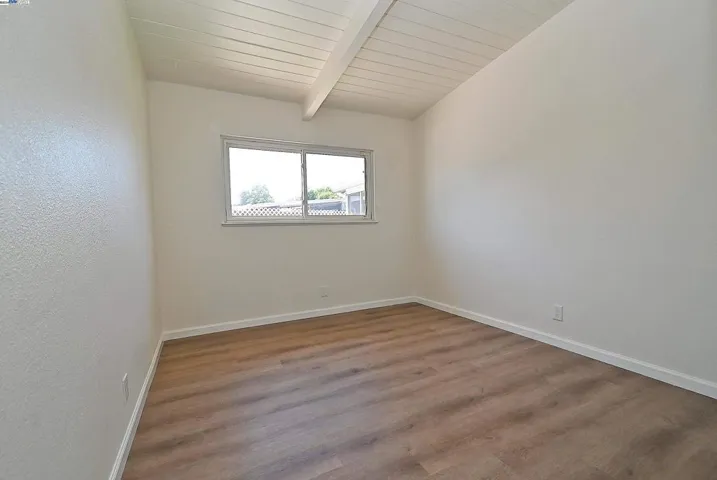28220 Rochelle Ave, Hayward, California 94544