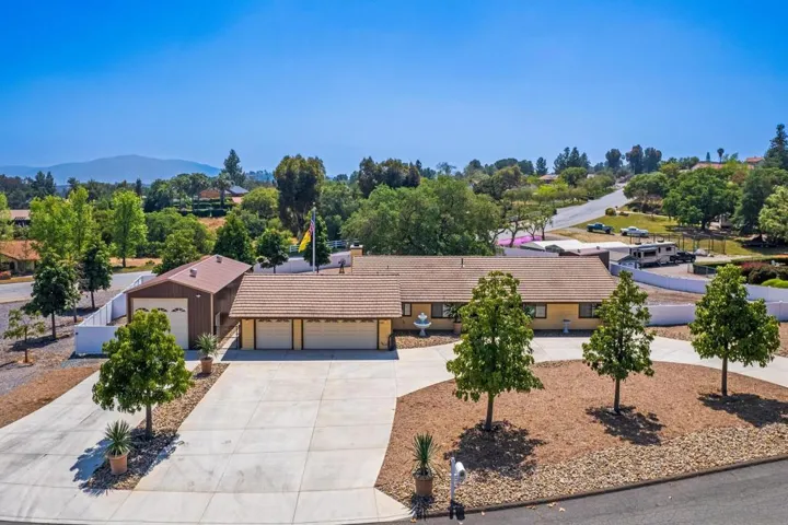 2564 Camino Lagarto, Alpine, California 91901