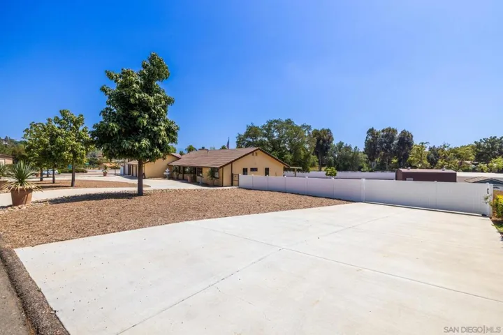 2564 Camino Lagarto, Alpine, California 91901