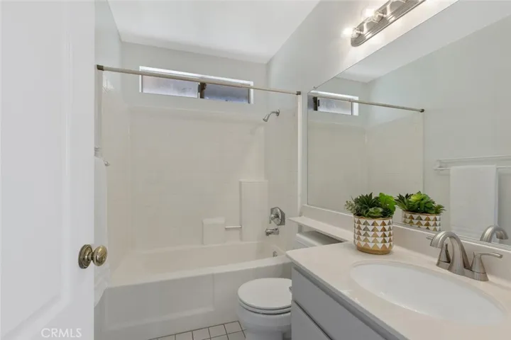 UPSTAIRS HALL BATH