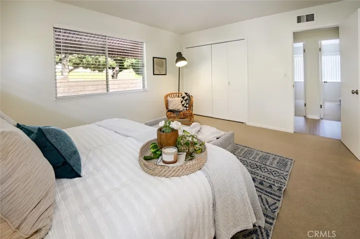 Dual Closets w/Organized Wardrobe