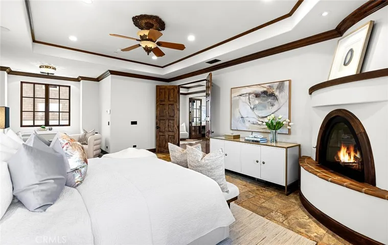 2900 Carob Street, Newport Beach, California 92660