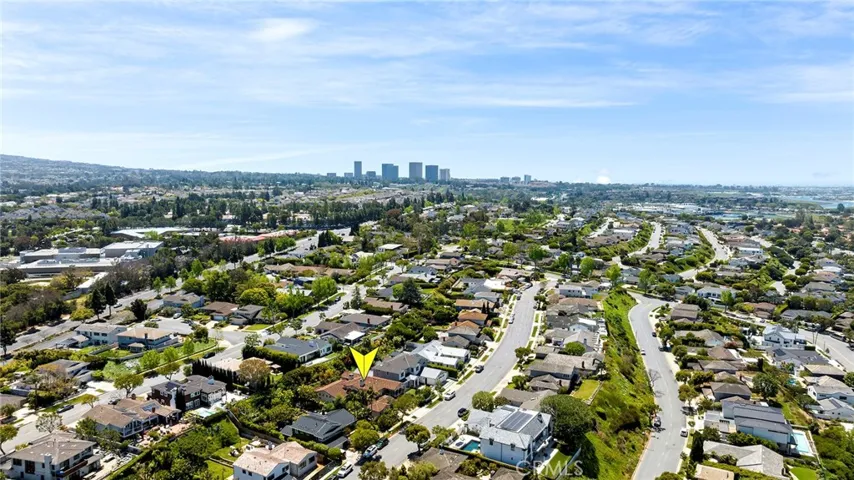 2900 Carob Street, Newport Beach, California 92660