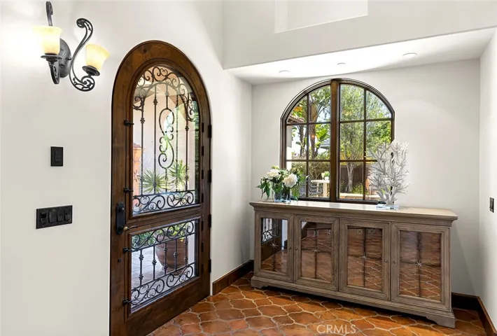 2900 Carob Street, Newport Beach, California 92660