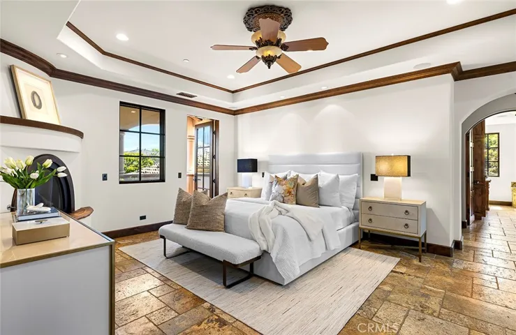 2900 Carob Street, Newport Beach, California 92660