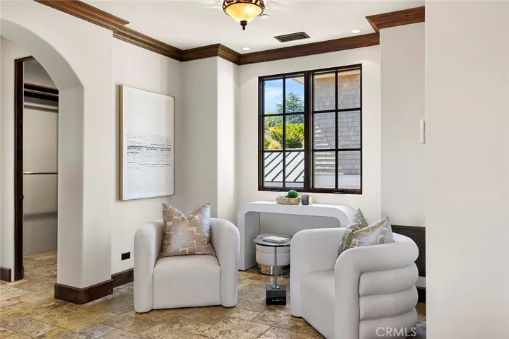 2900 Carob Street, Newport Beach, California 92660