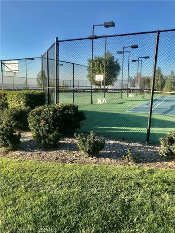 Sport & Tennis Courts