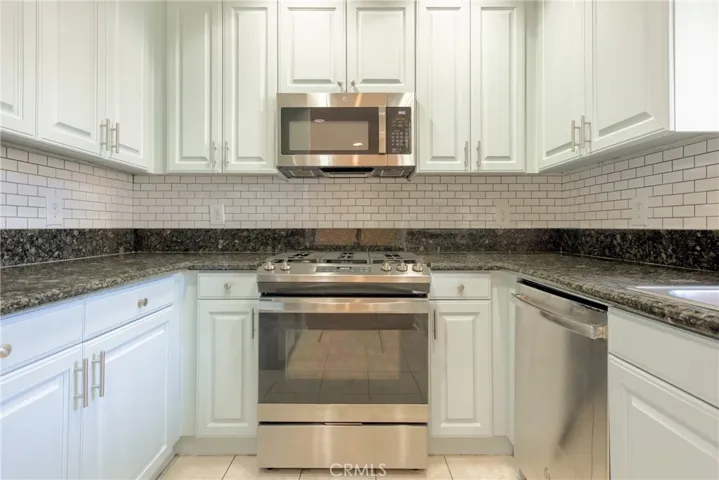 1401 S St Andrews Place 311, Los Angeles, California 90019