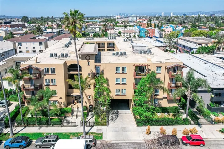 1401 S St Andrews Place 311, Los Angeles, California 90019