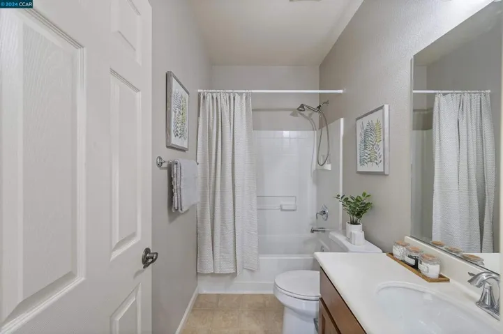 664 Falling Star Dr, Martinez, California 94553