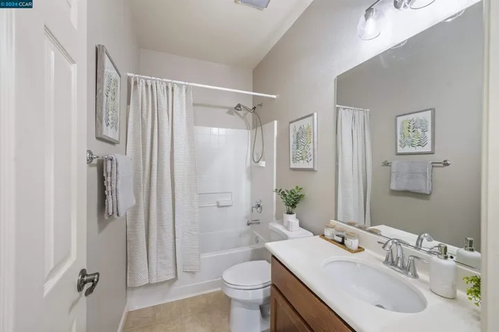664 Falling Star Dr, Martinez, California 94553