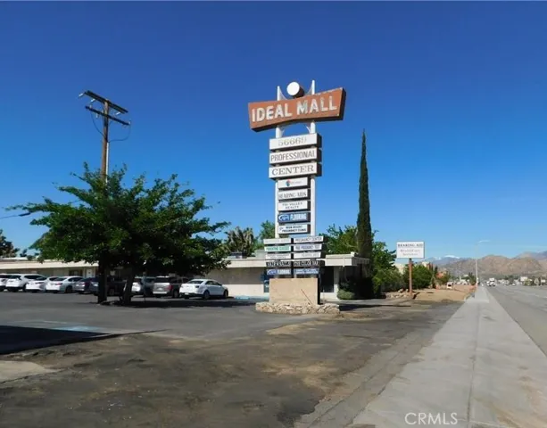 56659 29 Palms Hwy E-g, Yucca Valley, California 92284