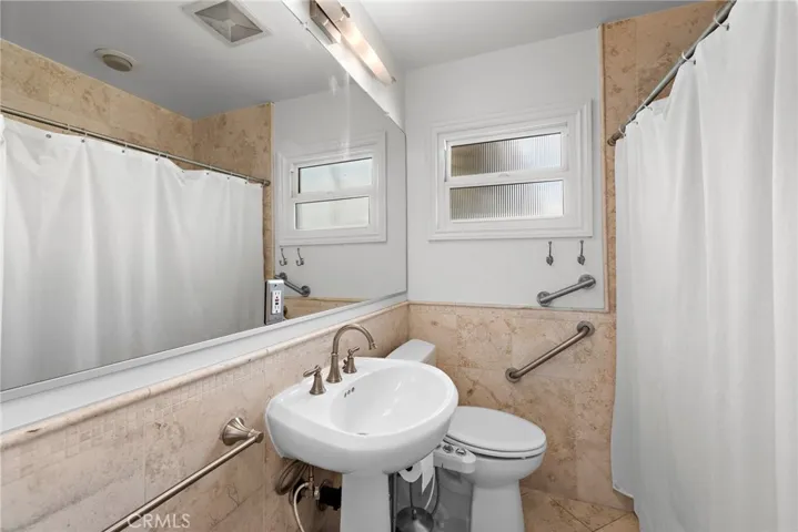 2409 Monica Lane, Santa Ana, California 92706
