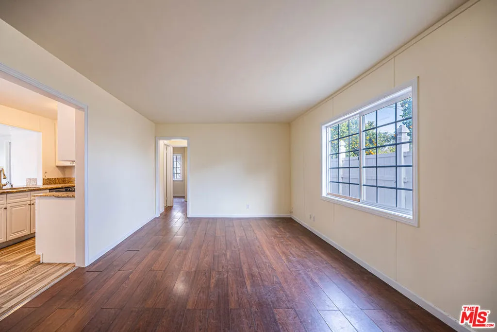 17425 Los Alimos Street, Granada Hills, California 91344 home-pic-12