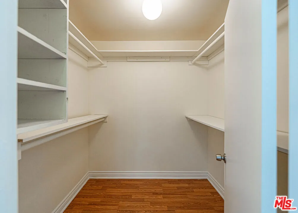 17425 Los Alimos Street, Granada Hills, California 91344 home-pic-33