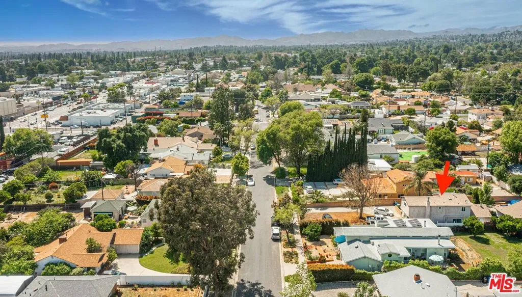 17425 Los Alimos Street, Granada Hills, California 91344 home-pic-51
