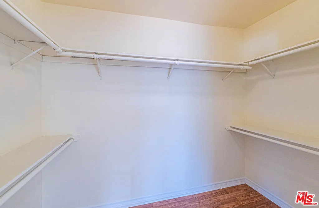 17425 Los Alimos Street, Granada Hills, California 91344 home-pic-28