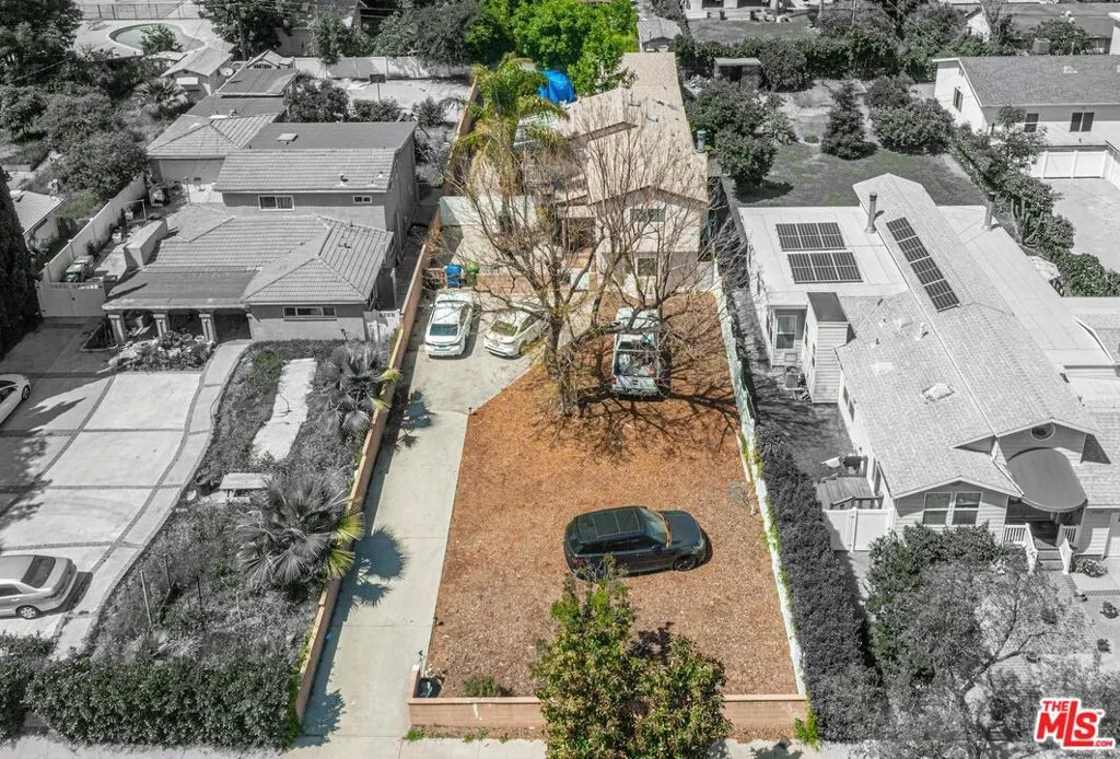 17425 Los Alimos Street, Granada Hills, California 91344 home-pic-43