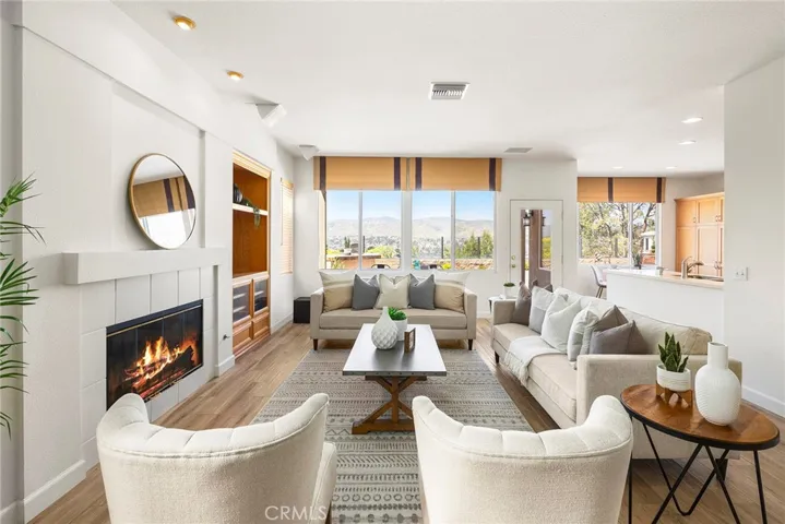 8715 E Foxhollow Dr, Anaheim Hills, California 92808