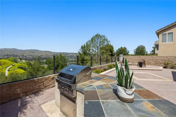 8715 E Foxhollow Dr, Anaheim Hills, California 92808