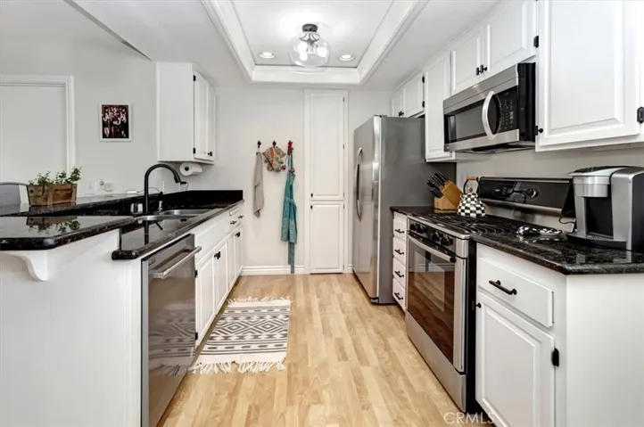 313 Alta Lane, Costa Mesa, California 92627