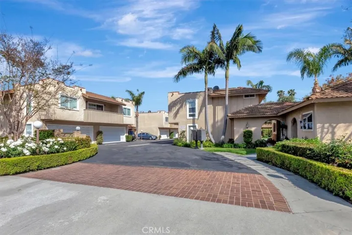 313 Alta Lane, Costa Mesa, California 92627