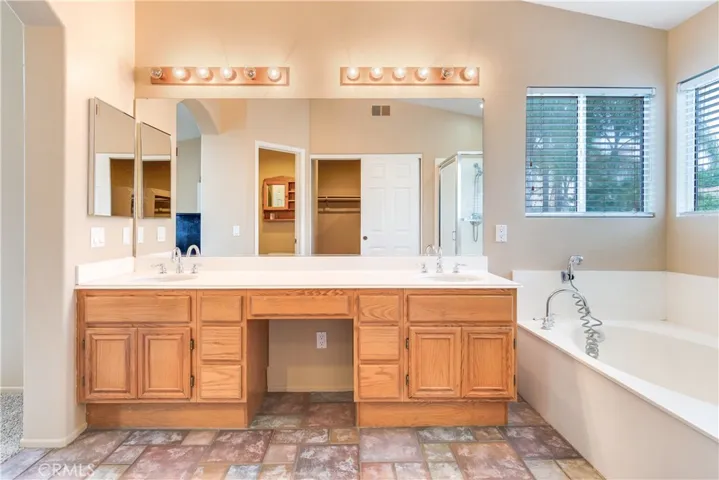8743 Medford Street, Riverside, California 92508