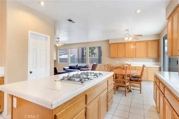8743 Medford Street, Riverside, California 92508