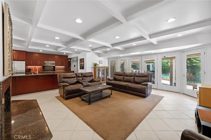 536 Fairway Drive, Redlands, California 92373