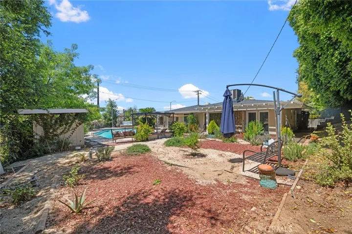 536 Fairway Drive, Redlands, California 92373