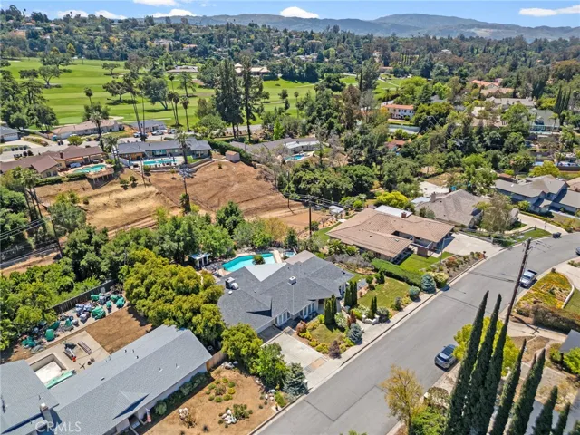 536 Fairway Drive, Redlands, California 92373