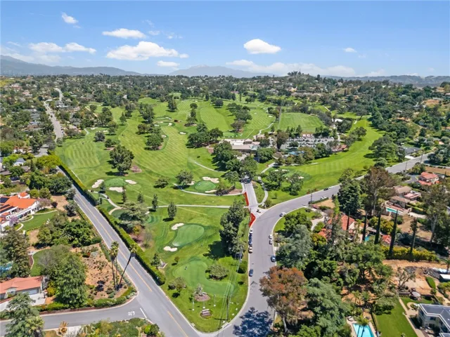 536 Fairway Drive, Redlands, California 92373