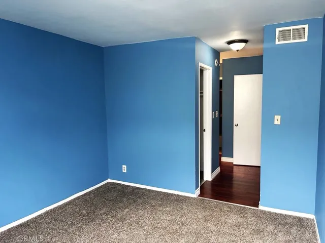 18620 Hatteras Street 142, Tarzana, California 91356