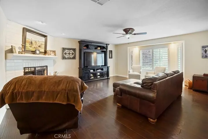29940 Vacation Drive, Canyon Lake, California 92587