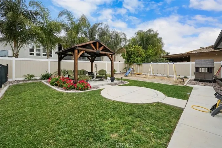 29940 Vacation Drive, Canyon Lake, California 92587
