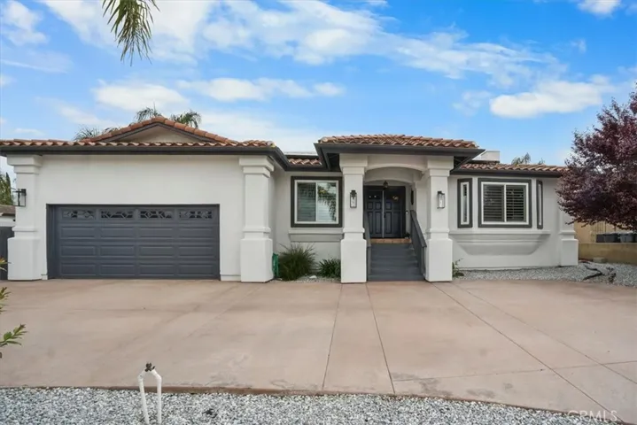 29940 Vacation Drive, Canyon Lake, California 92587
