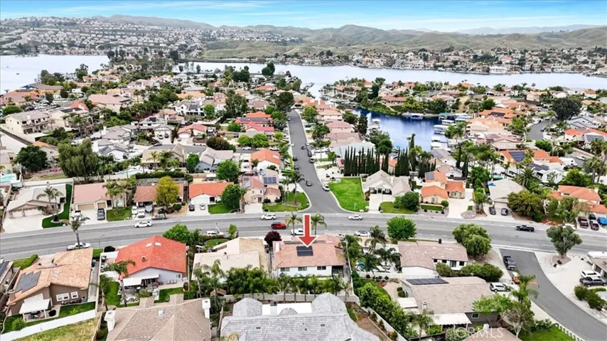 Home is walking distance to the lake and pool