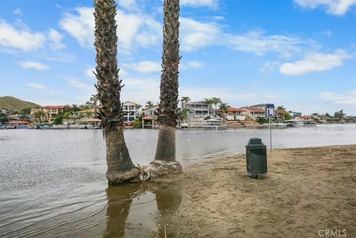 29940 Vacation Drive, Canyon Lake, California 92587