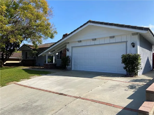 15540 Pintura Drive, Hacienda Heights, California 91745