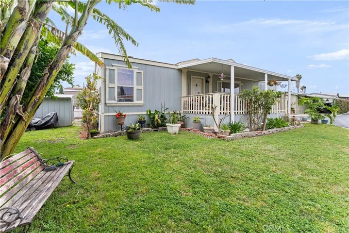 8200 Bolsa Avenue 92, Midway City, California 92655