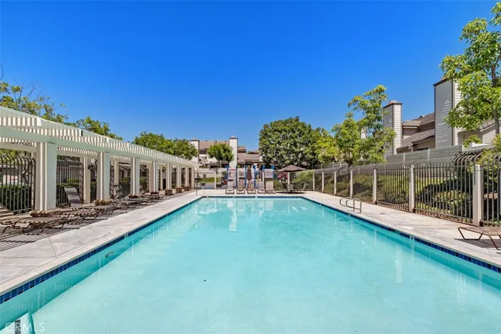 HOA pool