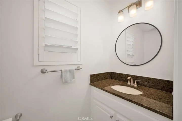 Second floor 1/2 bath