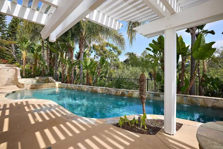 2809 Carrillo Way, Carlsbad, California 92009
