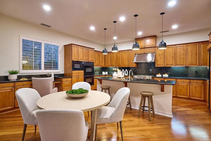 2809 Carrillo Way, Carlsbad, California 92009