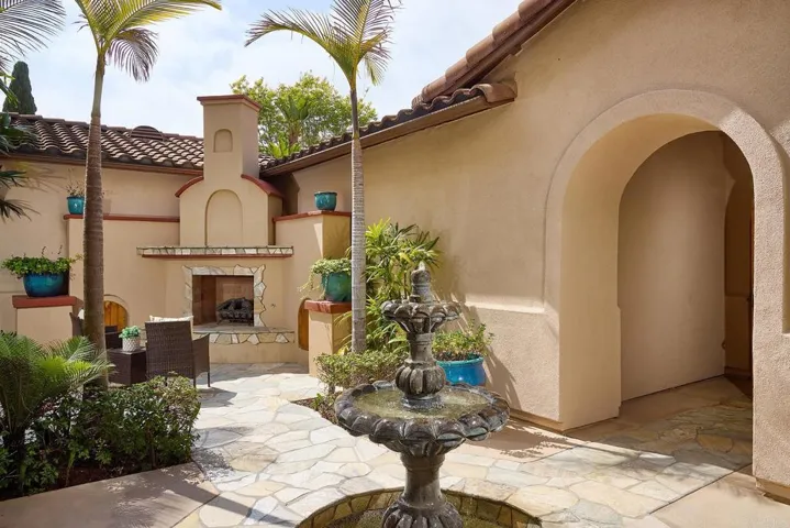 2809 Carrillo Way, Carlsbad, California 92009