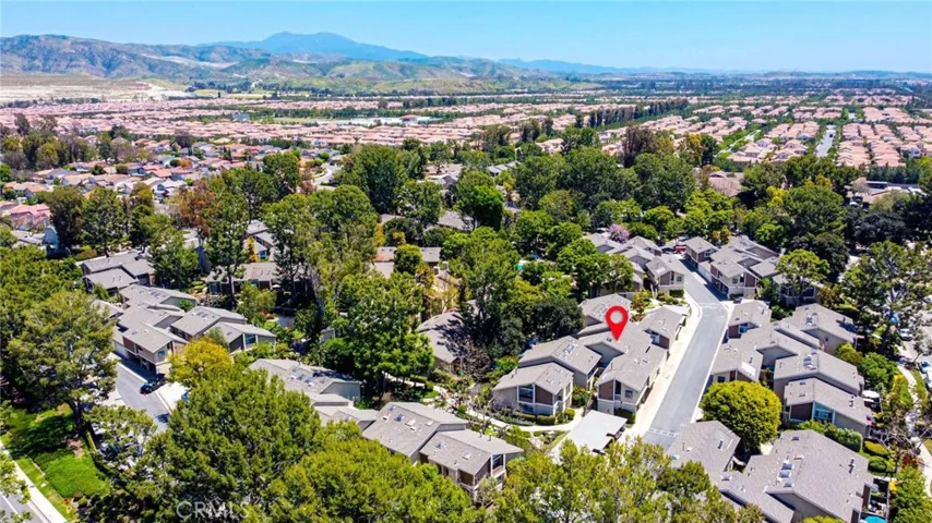Aerial of community - close to it all!