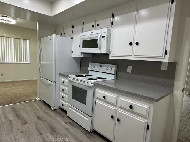10400 Downey Avenue 307, Downey, California 90241